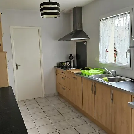 Maison Proche De Rennes, 3-4 Chambres, Jardin Laille